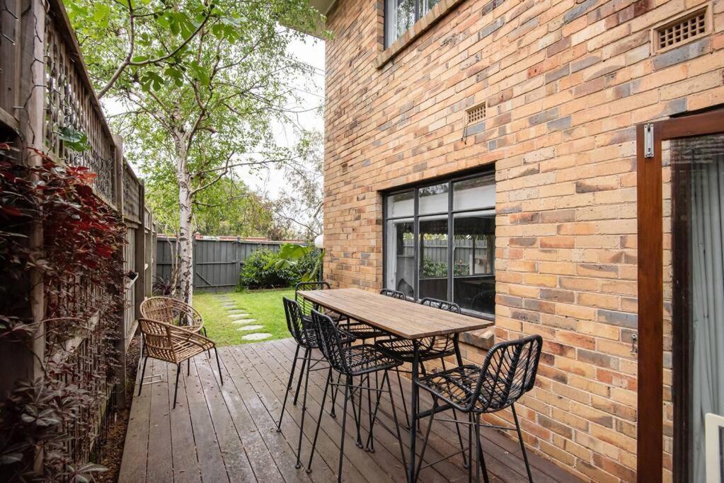 Spacious Style In St. Kilda East - Large Courtyard Melbourne Exteriör bild