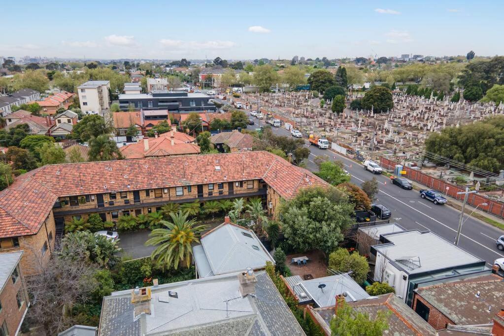 Spacious Style In St. Kilda East - Large Courtyard Melbourne Exteriör bild